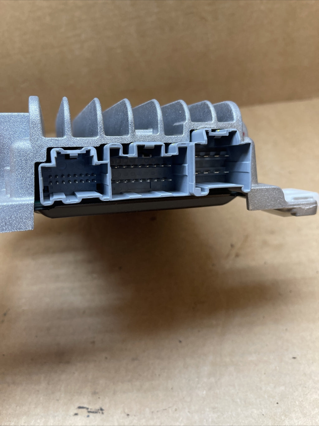 2007 2014 TAHOE SUBURBAN YUKON ESCALADE BOSE AMP ASSY AMPLIFIER OEM 151866604