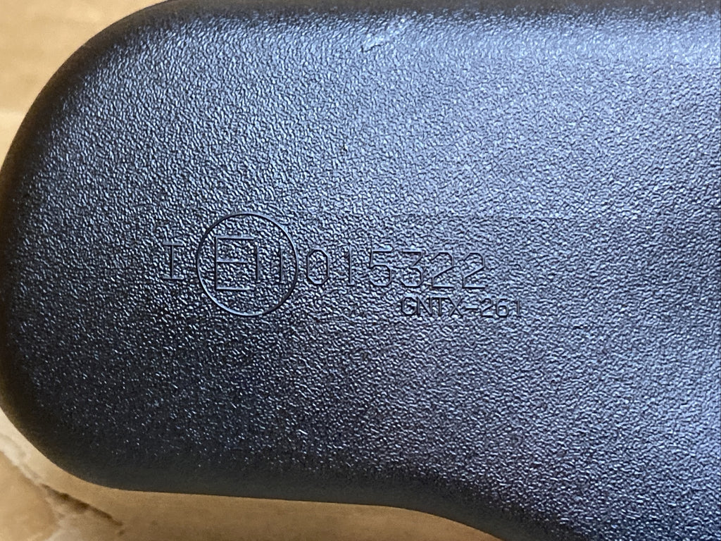 02 06 Chevy Suburban Tahoe Yukon Rear View Mirror Auto Dim Compass GNTX 177 C56