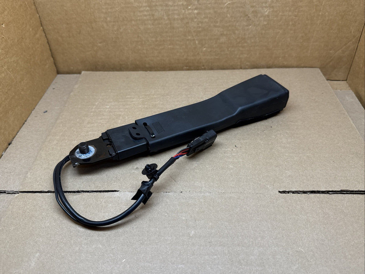 2017 2020 Ford Fusion Front Right Passenger Side Seat Belt Seatbelt Buckle Black8