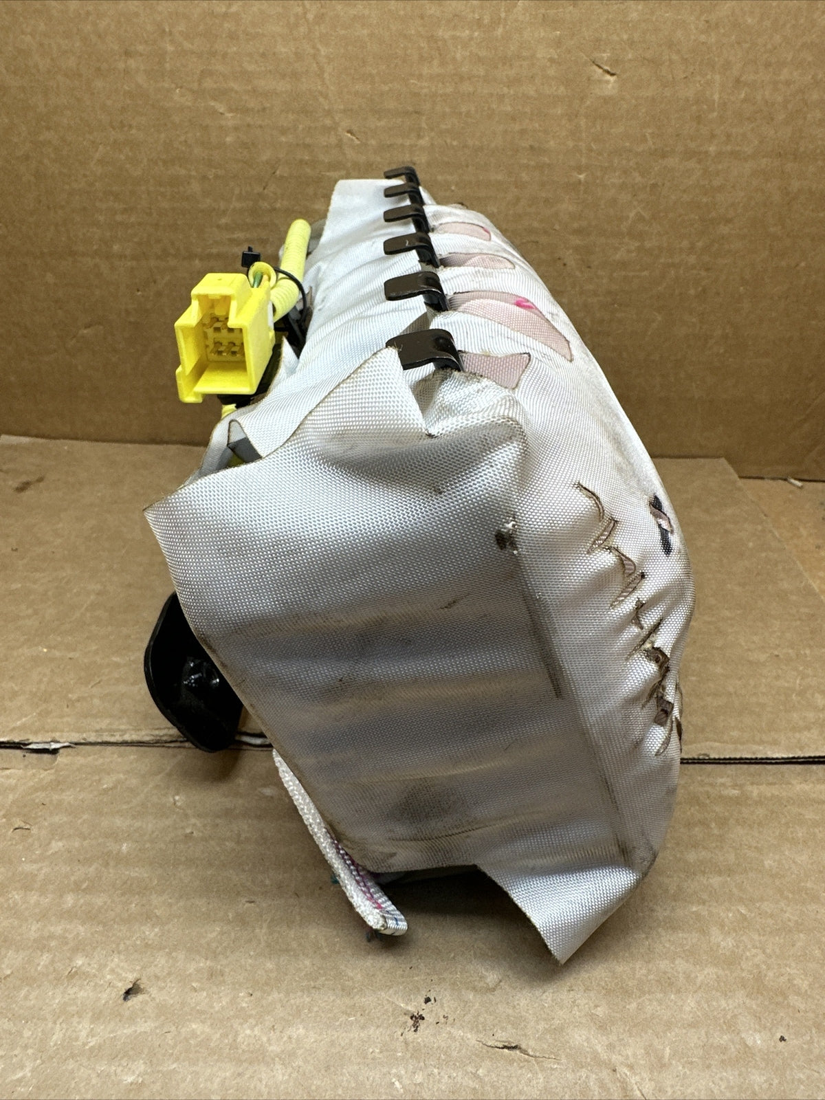 2017 2023 Chrysler Pacifica Front Right Passenger Side Dash Air Bag Airbag4