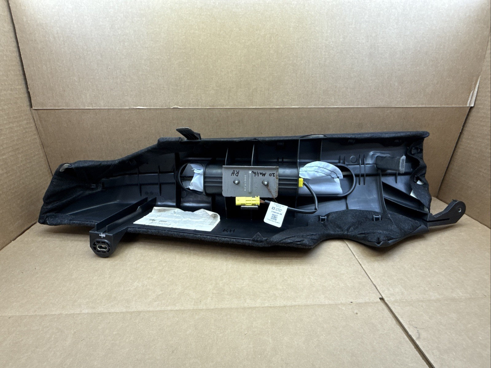 2016 2025 Malibu Back Rear Seat Right Side Bolster Air Bag Airbag Black8