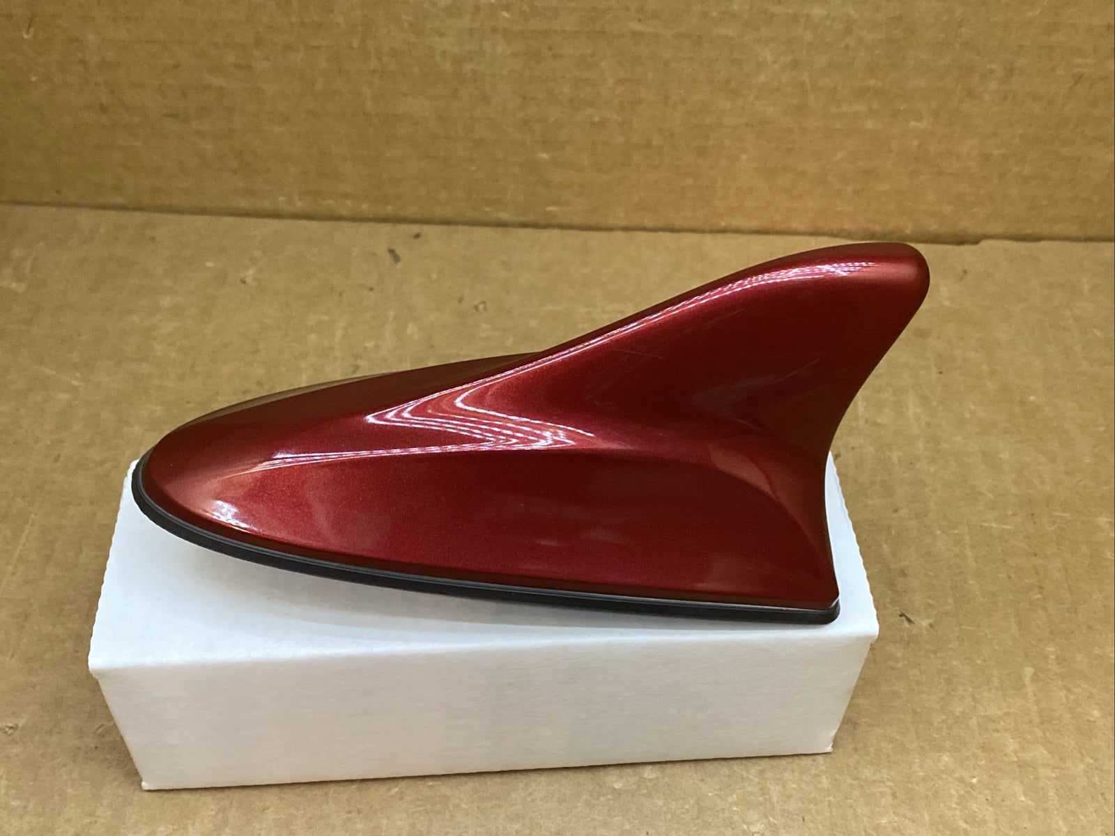 2011 Hyundai Sonata Roof Mounted Radio Shark Fin Antenna Venetian Red Metallic 2