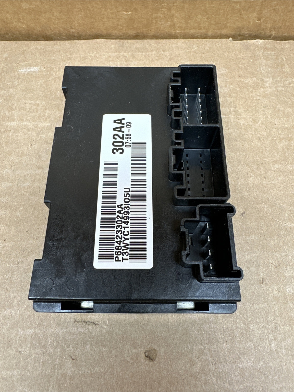 2019 2020 Grand Cherokee Transfer Case Control Module 68423302AA7