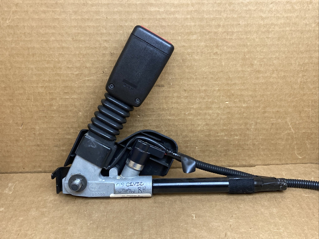 2006 2011 Honda Civic Front Right Passenger Side Seat Belt Seatbelt Buckle Black3