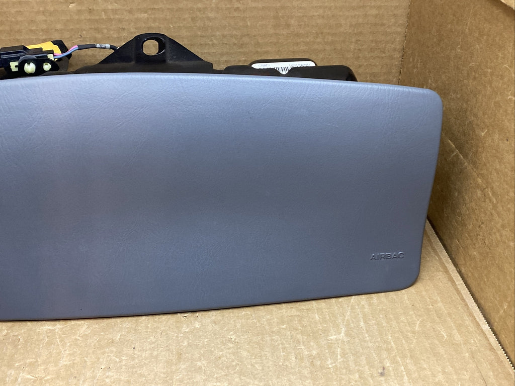 99 03 F150 99 02 Expedition Front Right Passenger Side Dash Air Bag Airbag Gray2