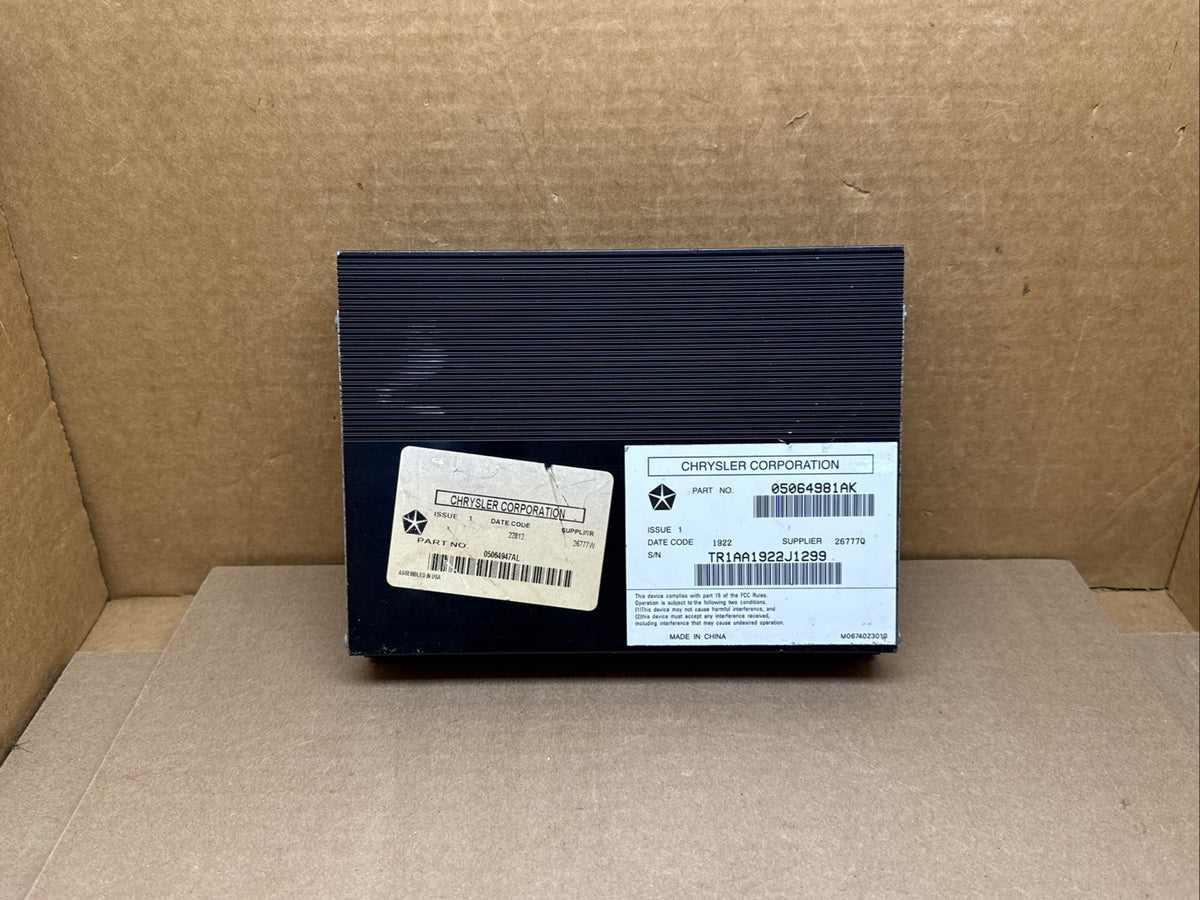 2011 2014 Charger Chrysler 300 Journey Audio Amplifier OEM 05064947AL 05064981AK0