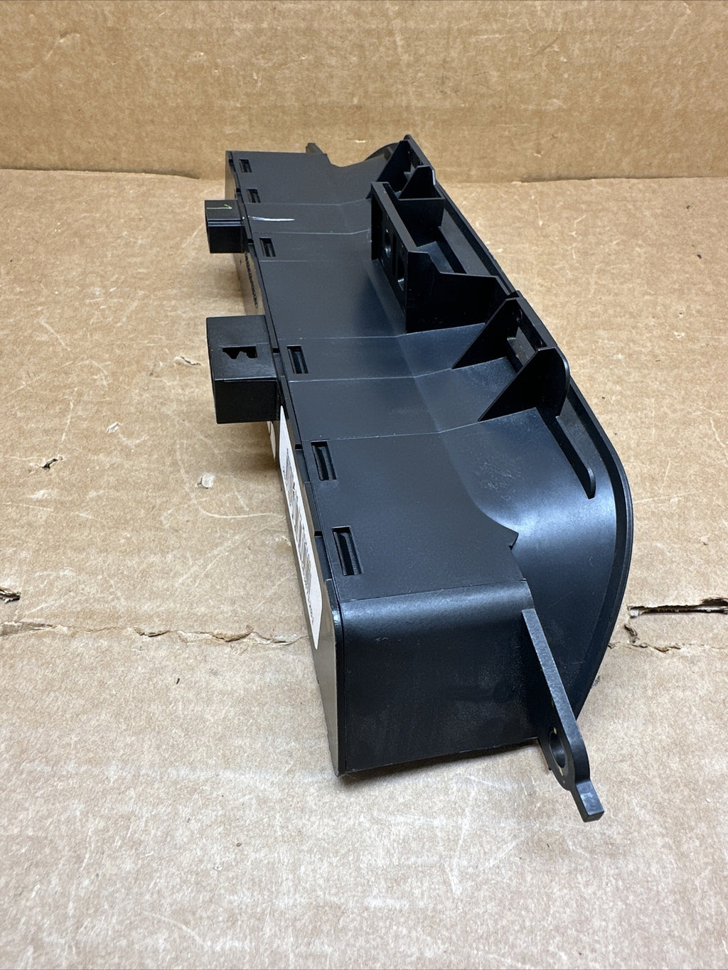 2017 2020 SILVERADO SIERRA 1500 TRACTION CONTROL BED LIGHT SWITCH 23145169 OEM3