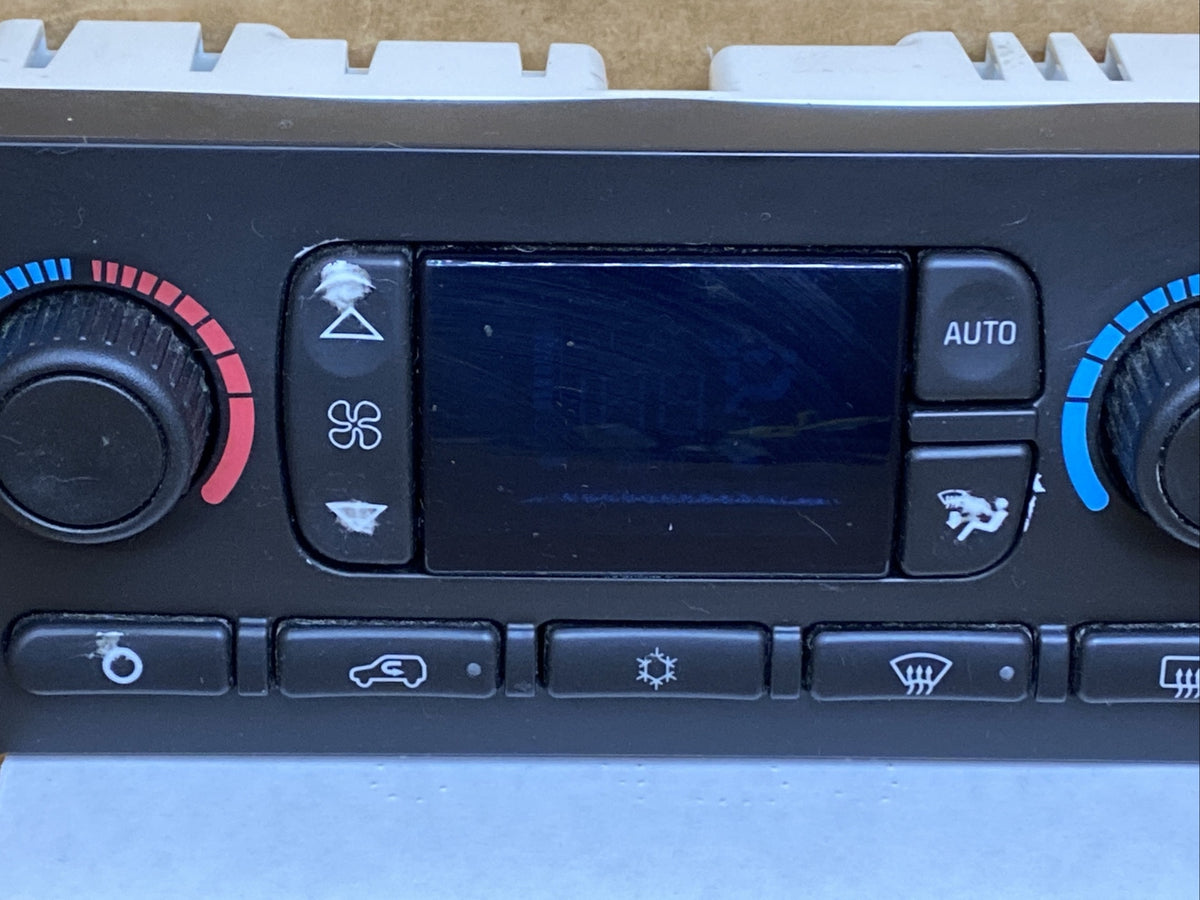 05 06 Tahoe Yukon Escalade Digital Climate Temp Temperature Control OEM 158558488