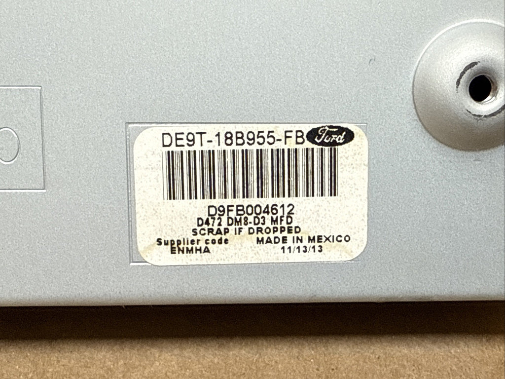 2013 2015 Lincoln MKT Information Radio Display Screen OEM DE9T 18B955 FB9