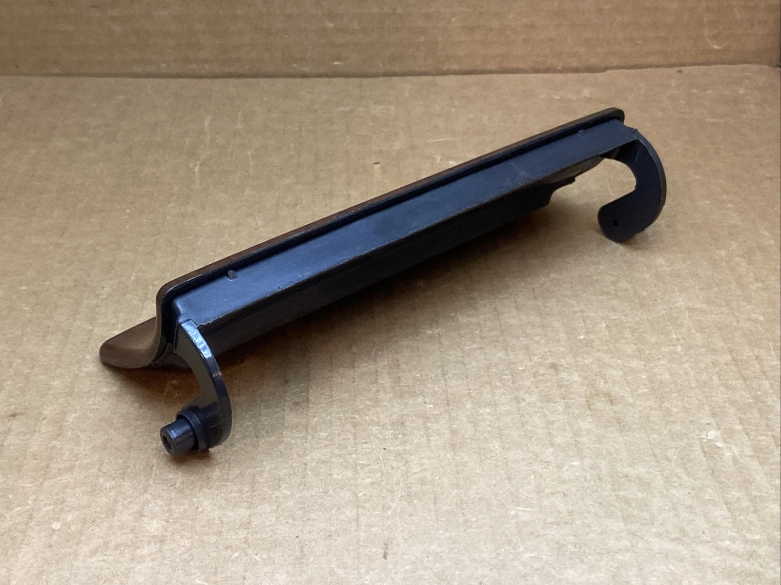 2003 2006 Cadillac Escalade Center Console Cup Holder Small Door Lid Cover OEM6