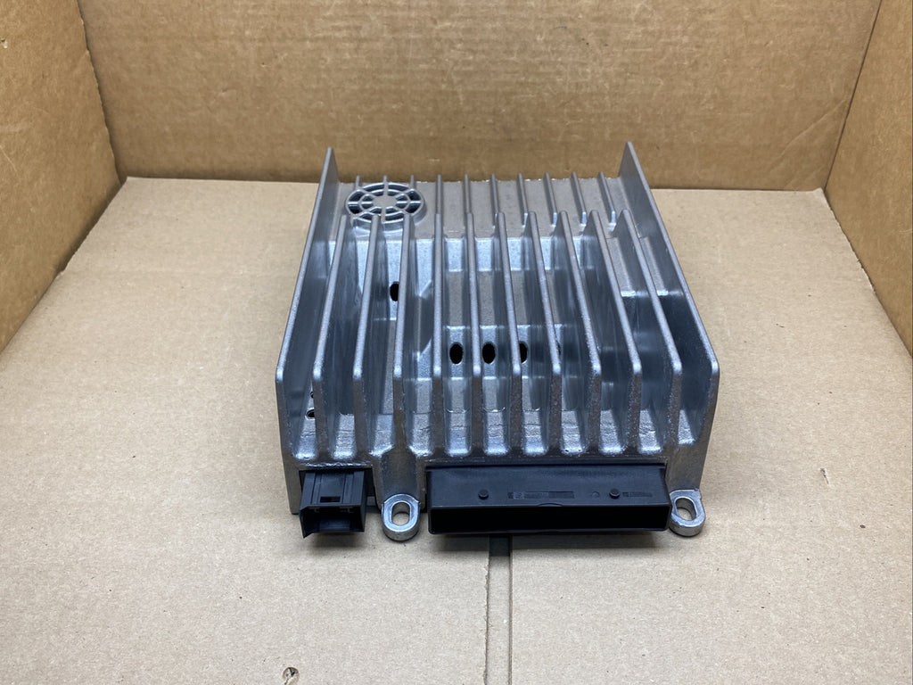 08 17 Mercedes W212 E550 CLS550 CLS500 Amplifier Amp Harman/Becker A21290071084