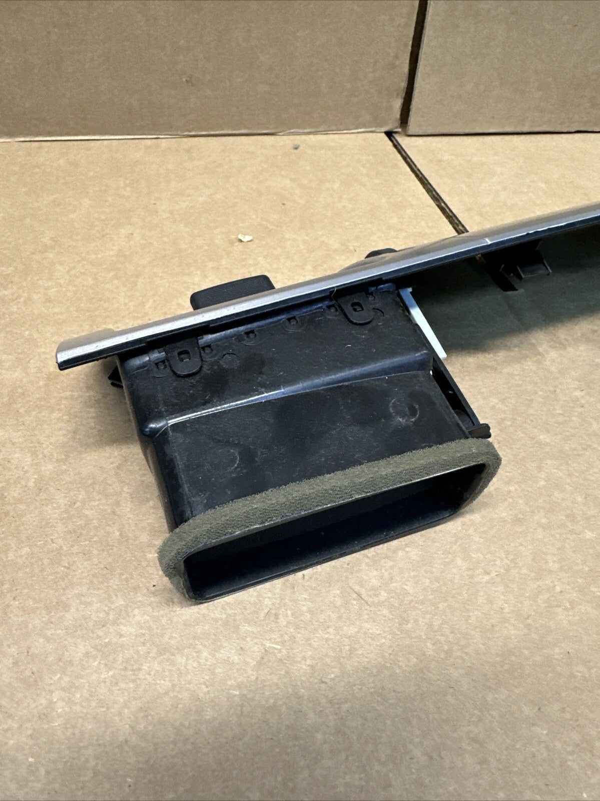 2007 2014 Cadillac Escalade Dash Panel Trim Plate Right Passenger Side Ruby8