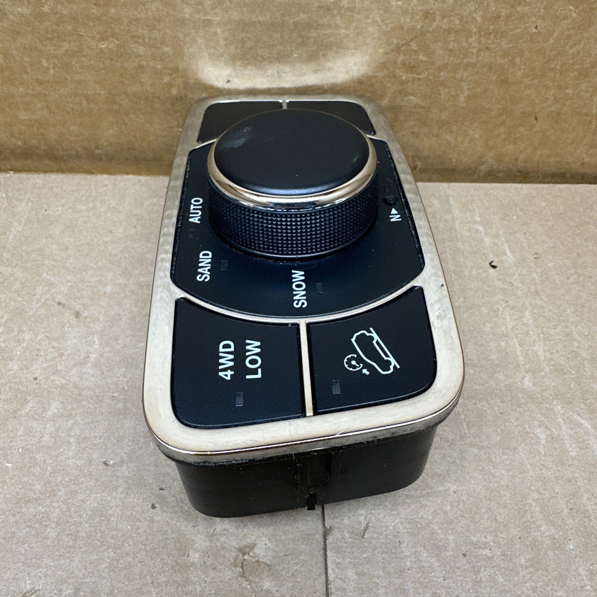 2014 2022 Jeep Grand Cherokee Center Console Transfer Case Switch P68258737AA3