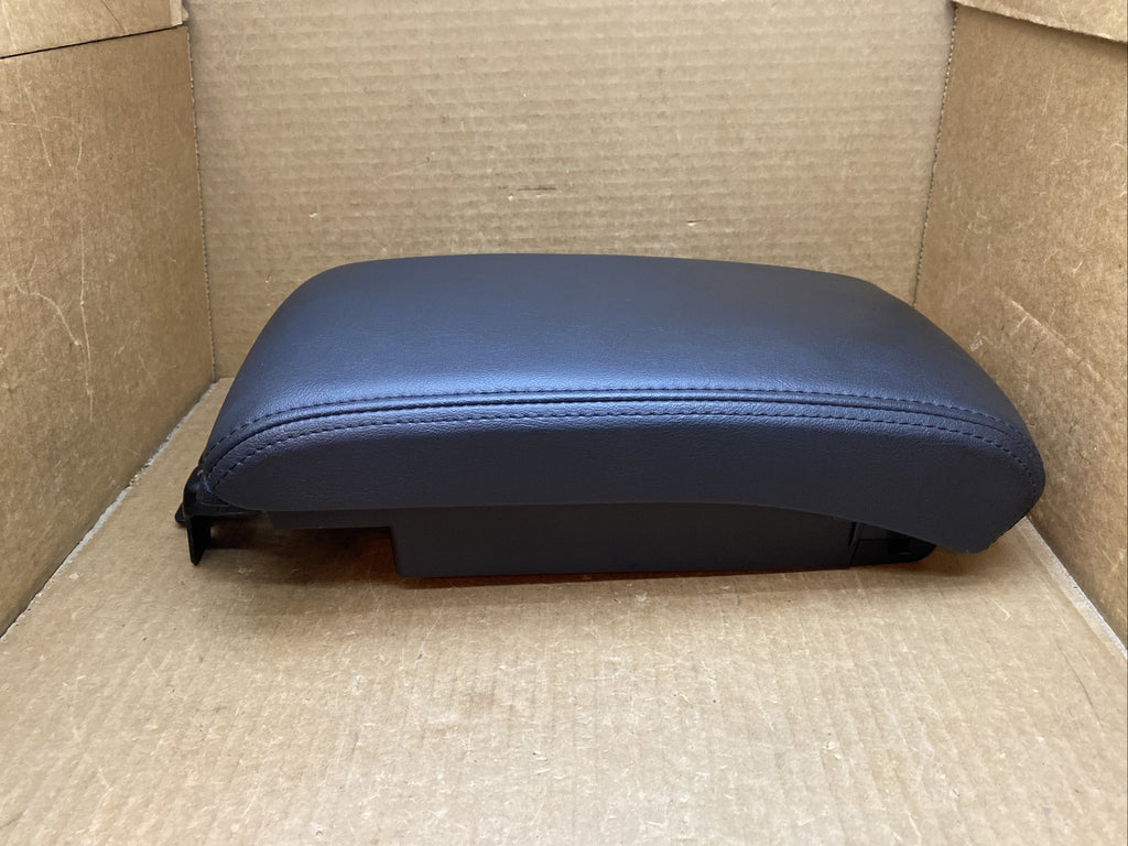 2008 2012 Chevrolet Malibu Center Console Lid Arm Rest Armrest Cover Black OEM5