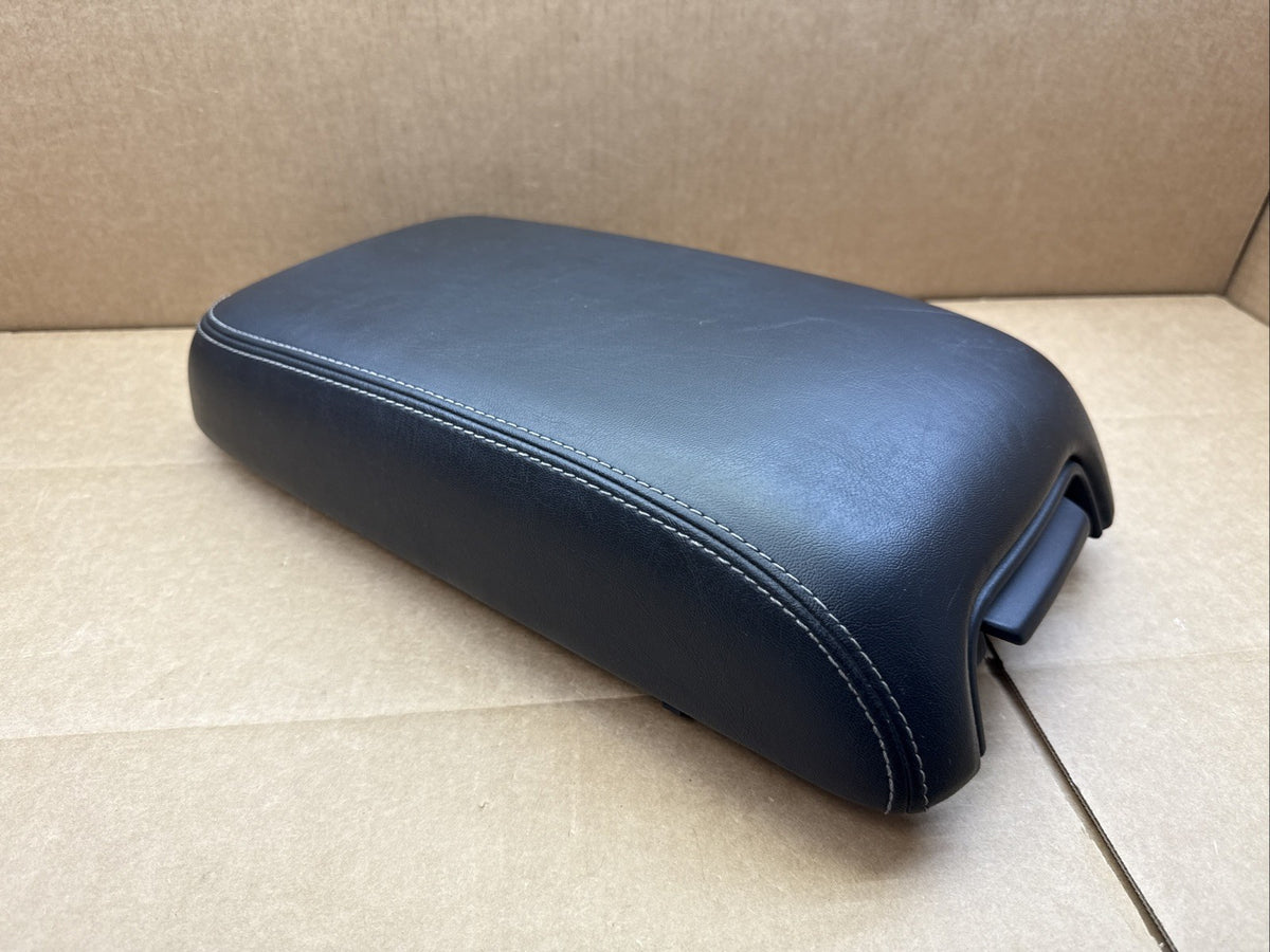 2011 2018 Dodge Charger Center Console Black Leather Armrest Lid Assembly3