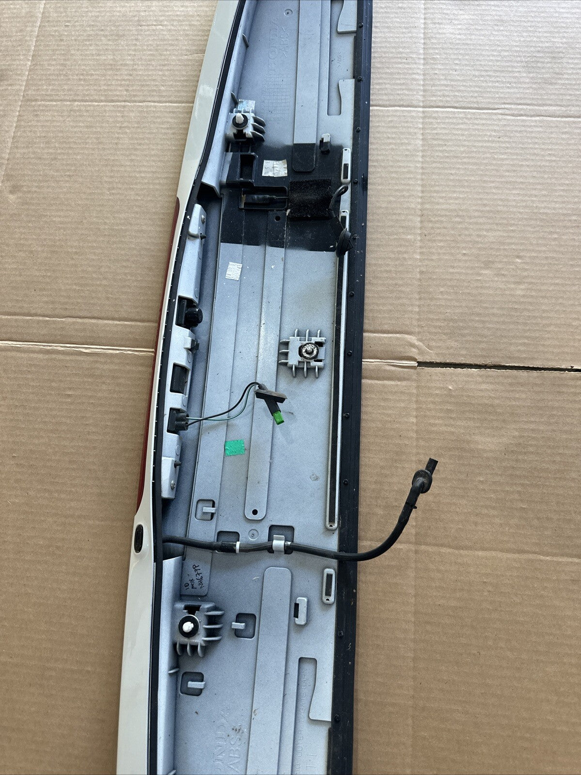 2007 2013 Acura MDX Tailgate Spoiler 3rd Brake Light NH677P Aspen White Pearl6