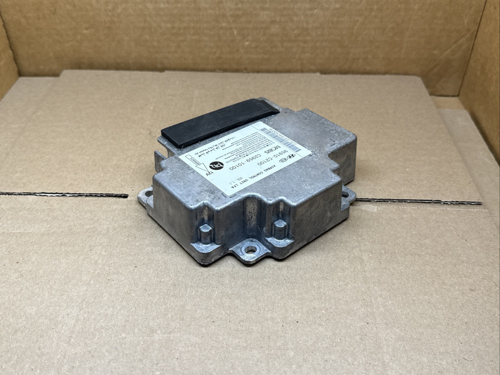 2018 2020 Hyundai Sonata Air Bag Airbag Control Module Computer 95910 C21004