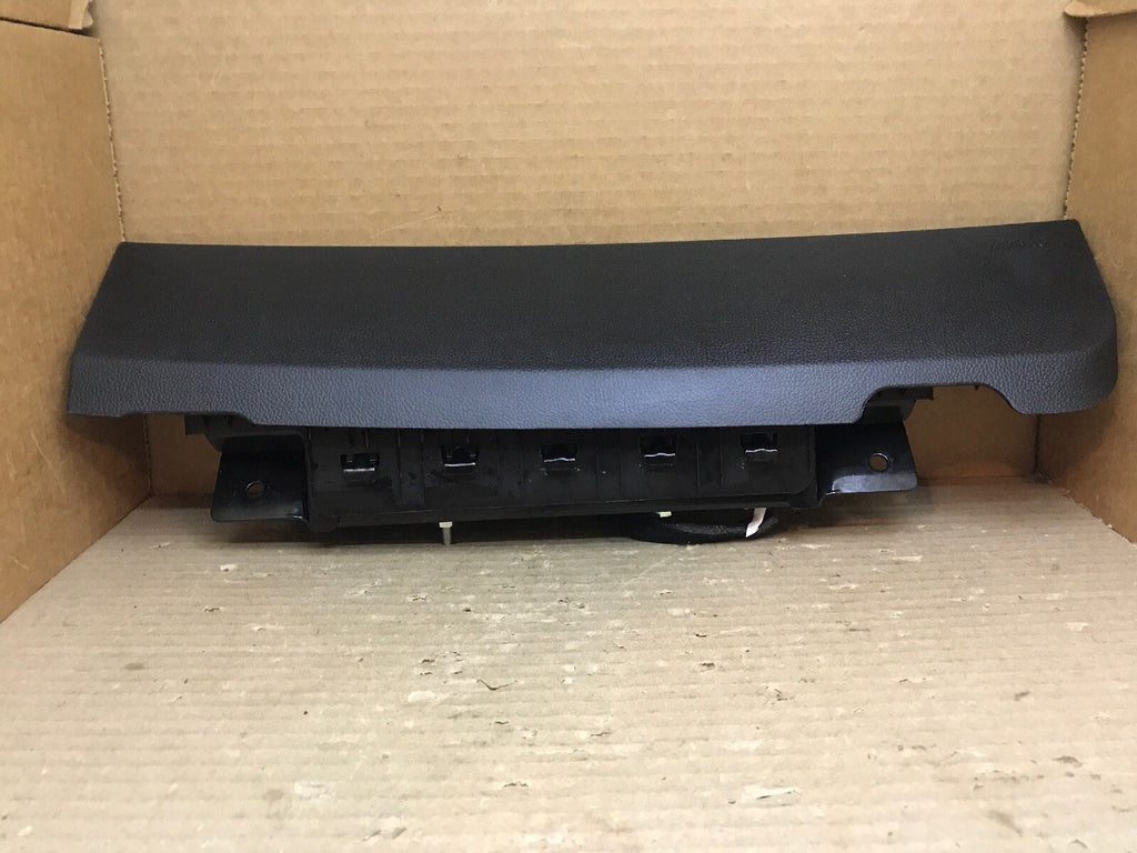 2013 2015 CHEVY CRUZE RIGHT SIDE PASSENGER KNEE LOWER AIRBAG AIR BAG 959100491