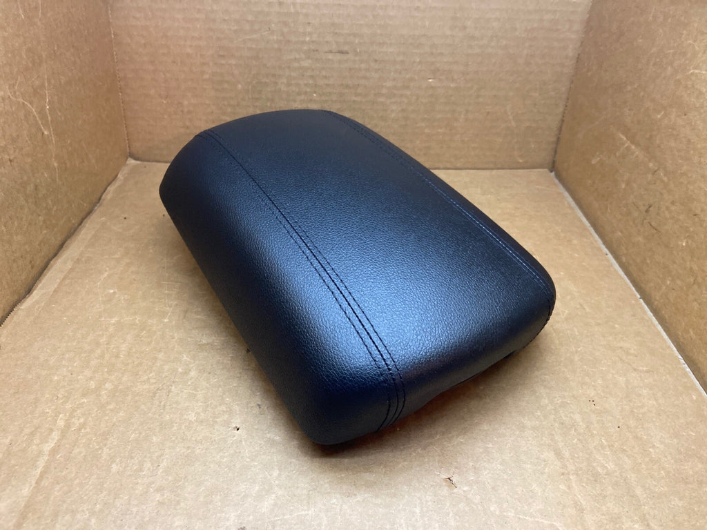 14 16 KIA SPORTAGE CENTER CONSOLE LID COVER TOP ARMREST ARM REST BLACK 0