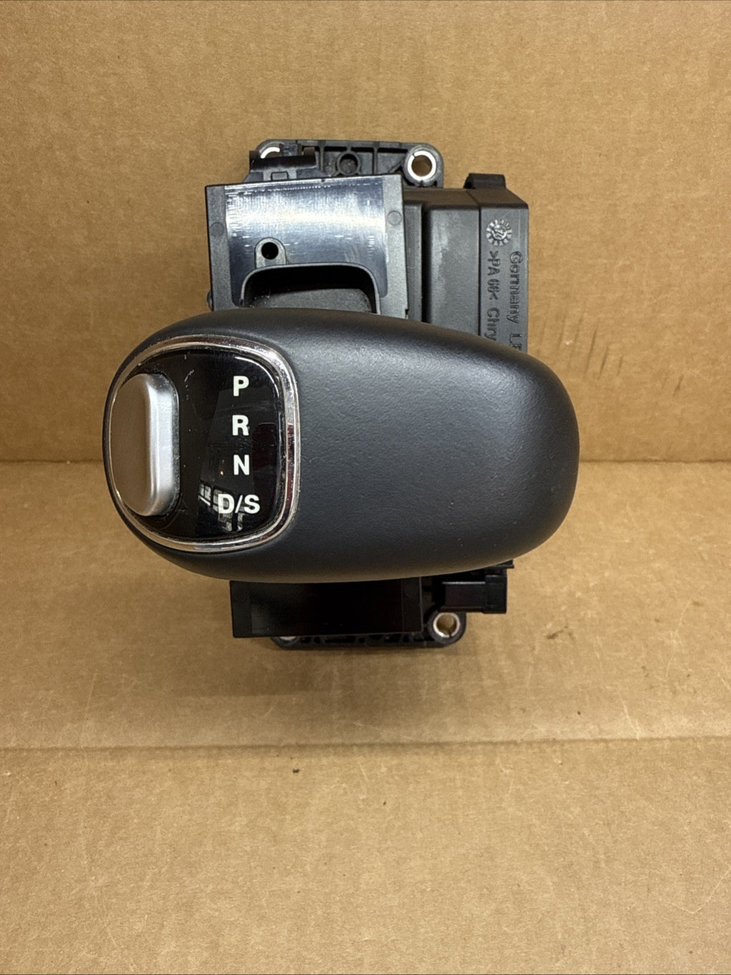 2011 2014 Chrysler 300 Floor Center Console Gear Shifter OEM 56054670AB6