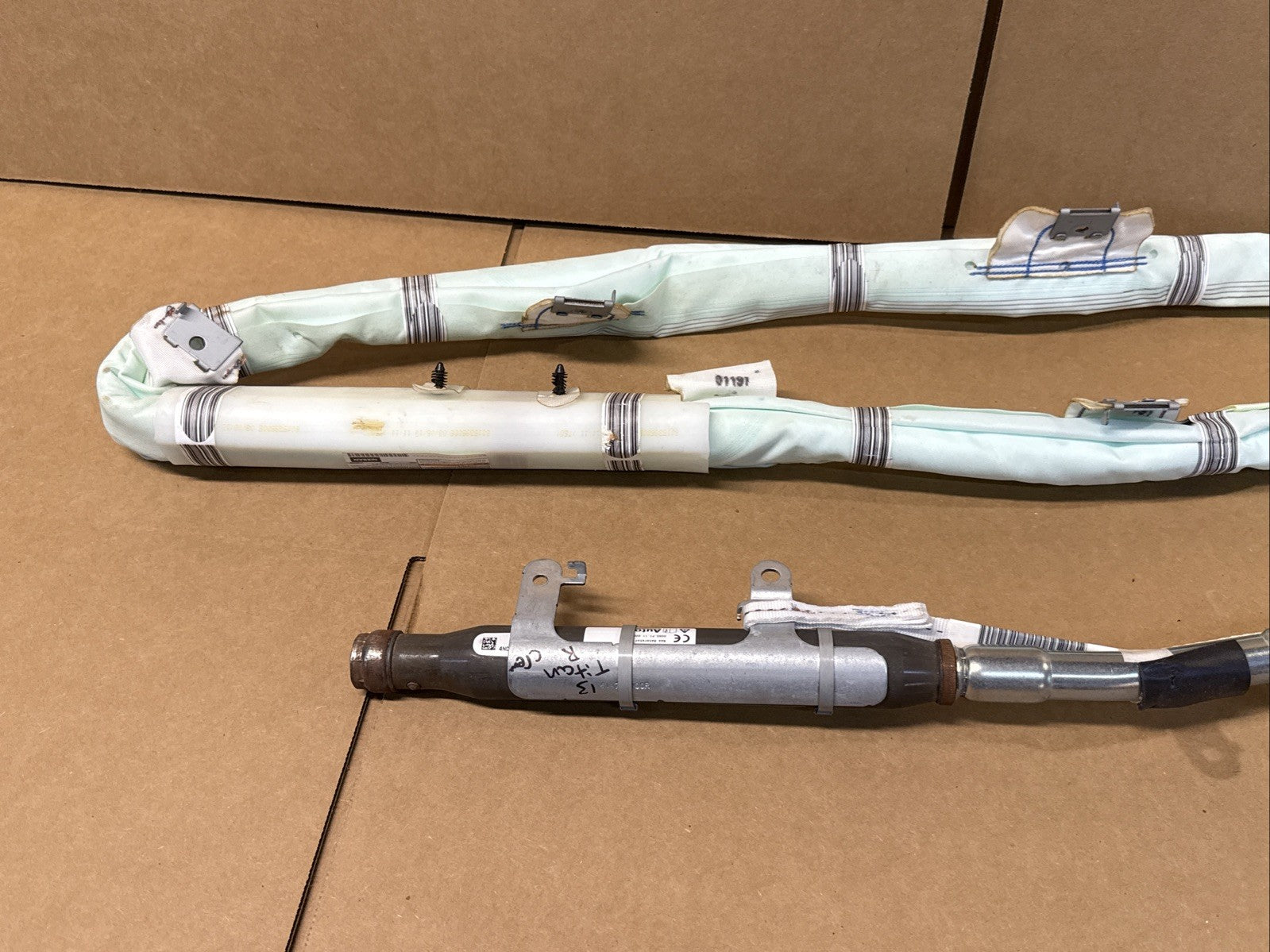 Nissan Titan Crew Cab Right Side Passenger Curtain Roof Air Bag Airbag5