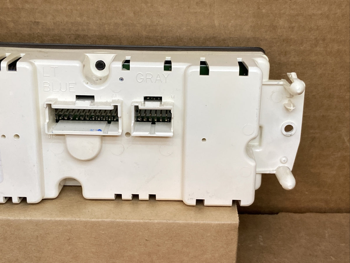 05 06 Tahoe Yukon Escalade Digital Climate Temp Temperature Control OEM 103670417
