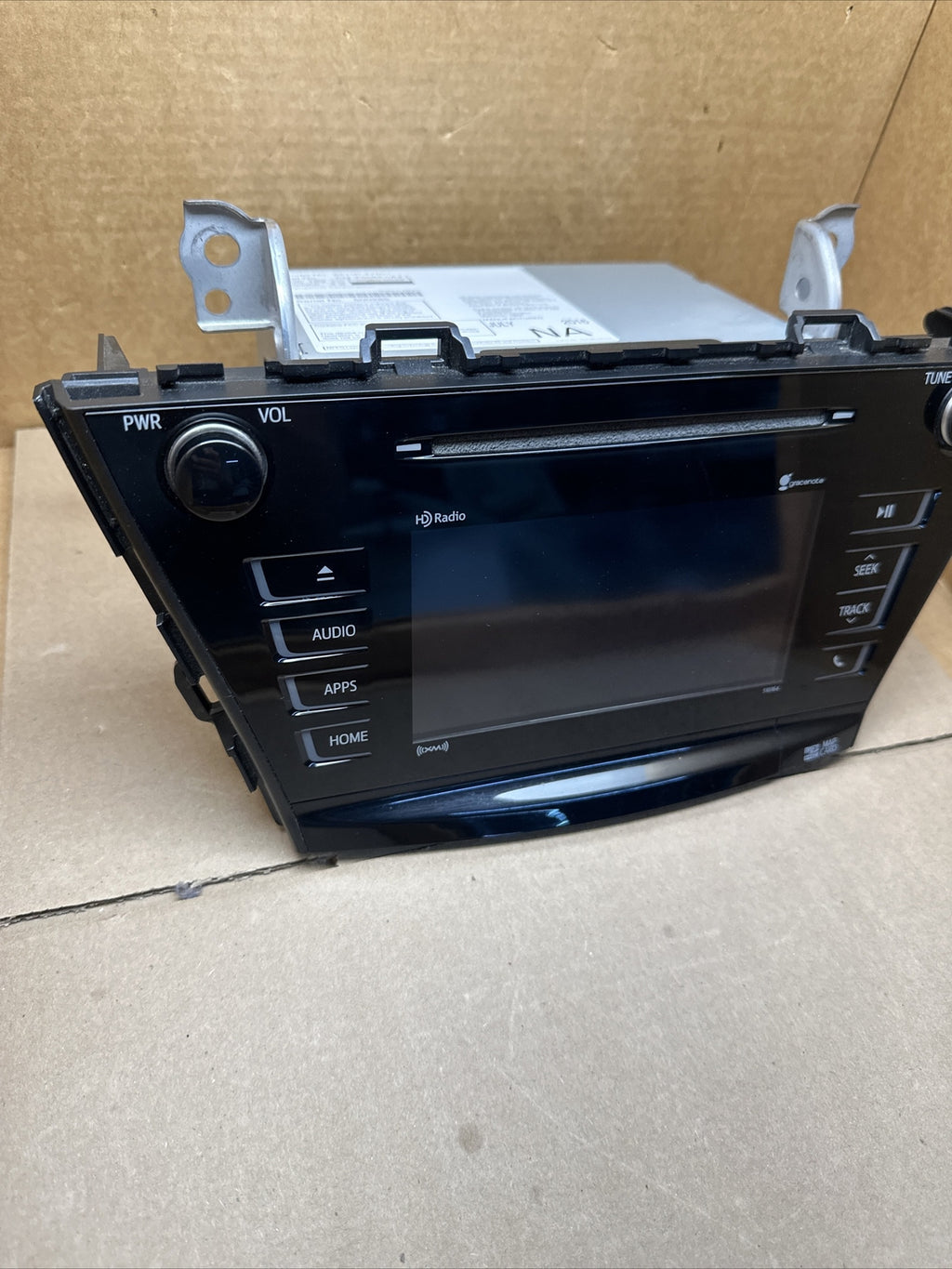 2014 2017 TOYOTA PRIUS V HD RADIO DISPLAY NAVIGATION SCREEN 86100 47601 OEM1