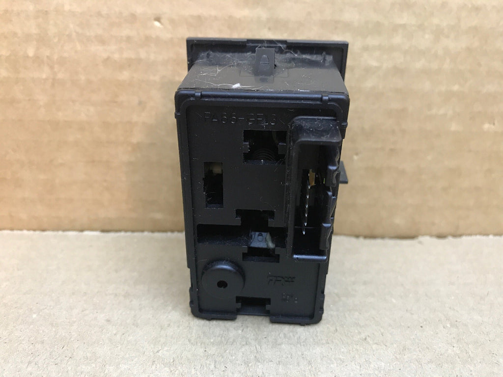 03 06 SILVERADO AVALANCHE SIERRA CARGO FOG LIGHT SWITCH BUTTON CONTROL 150765883