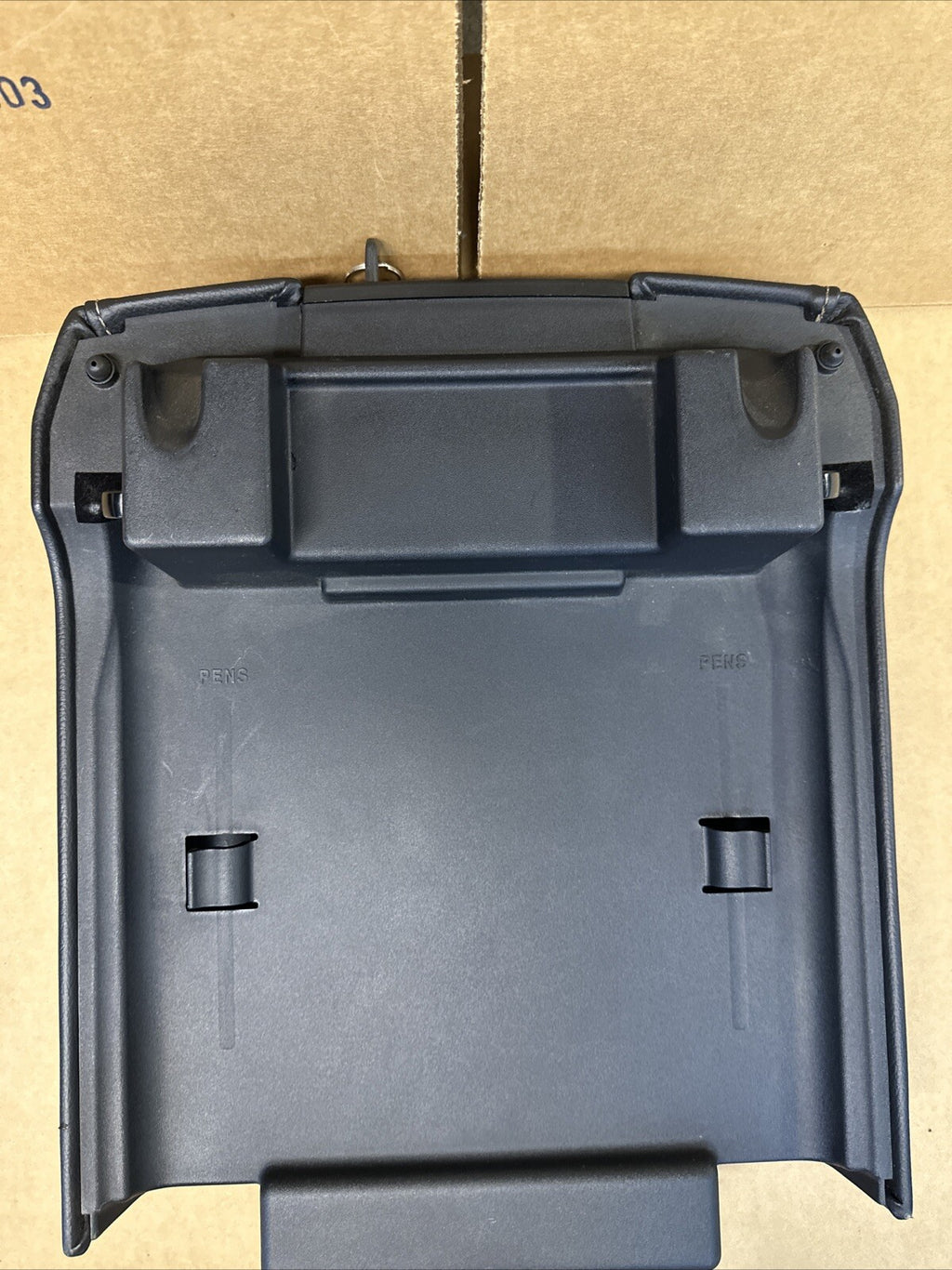 2015-2020 Ford F150 Center Console Cover Lid Top Arm Rest Armrest Black2
