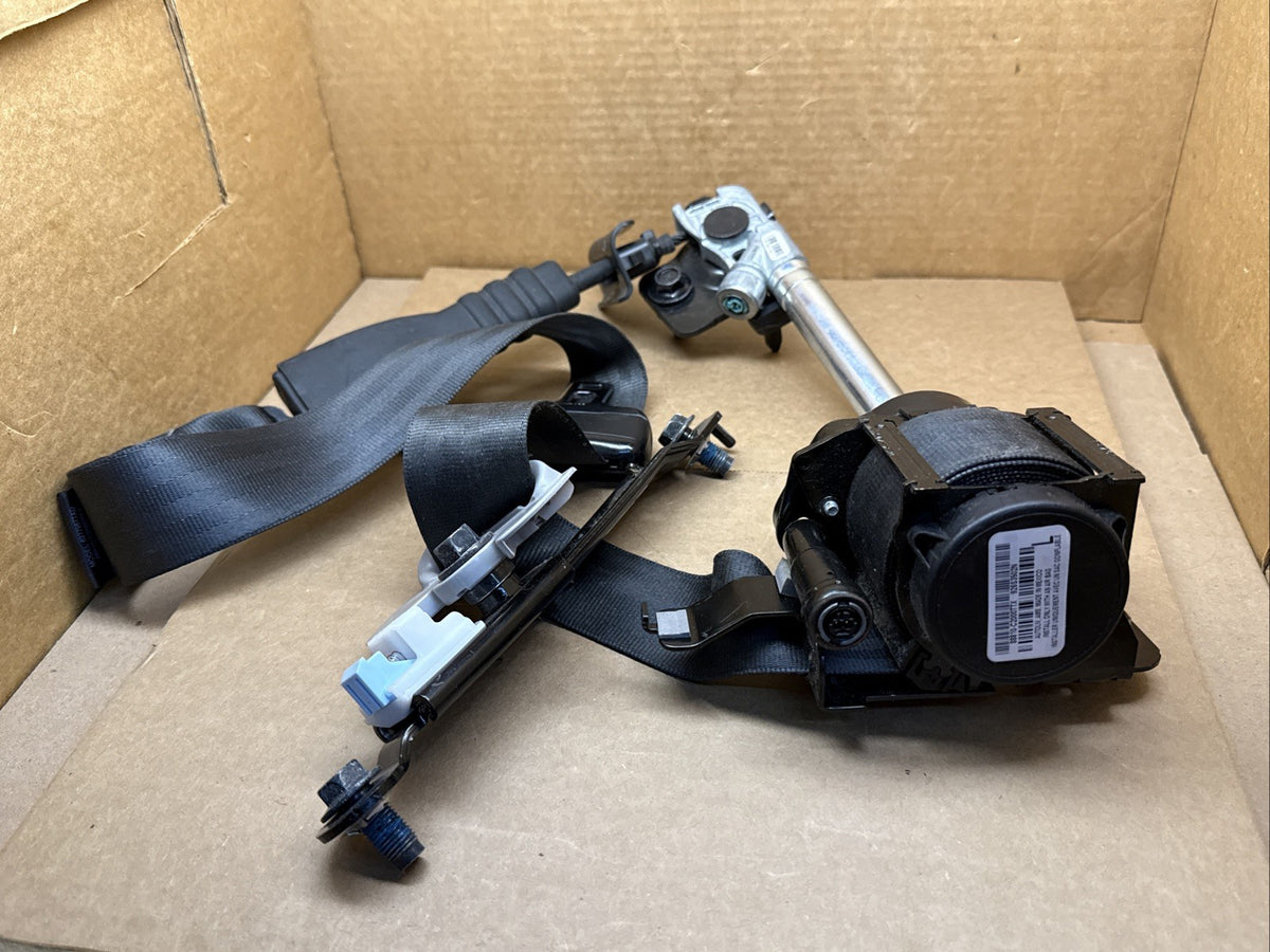2015 2017 Hyundai Sonata Front Left Driver Side Seat Belt Seatbelt Retractor4