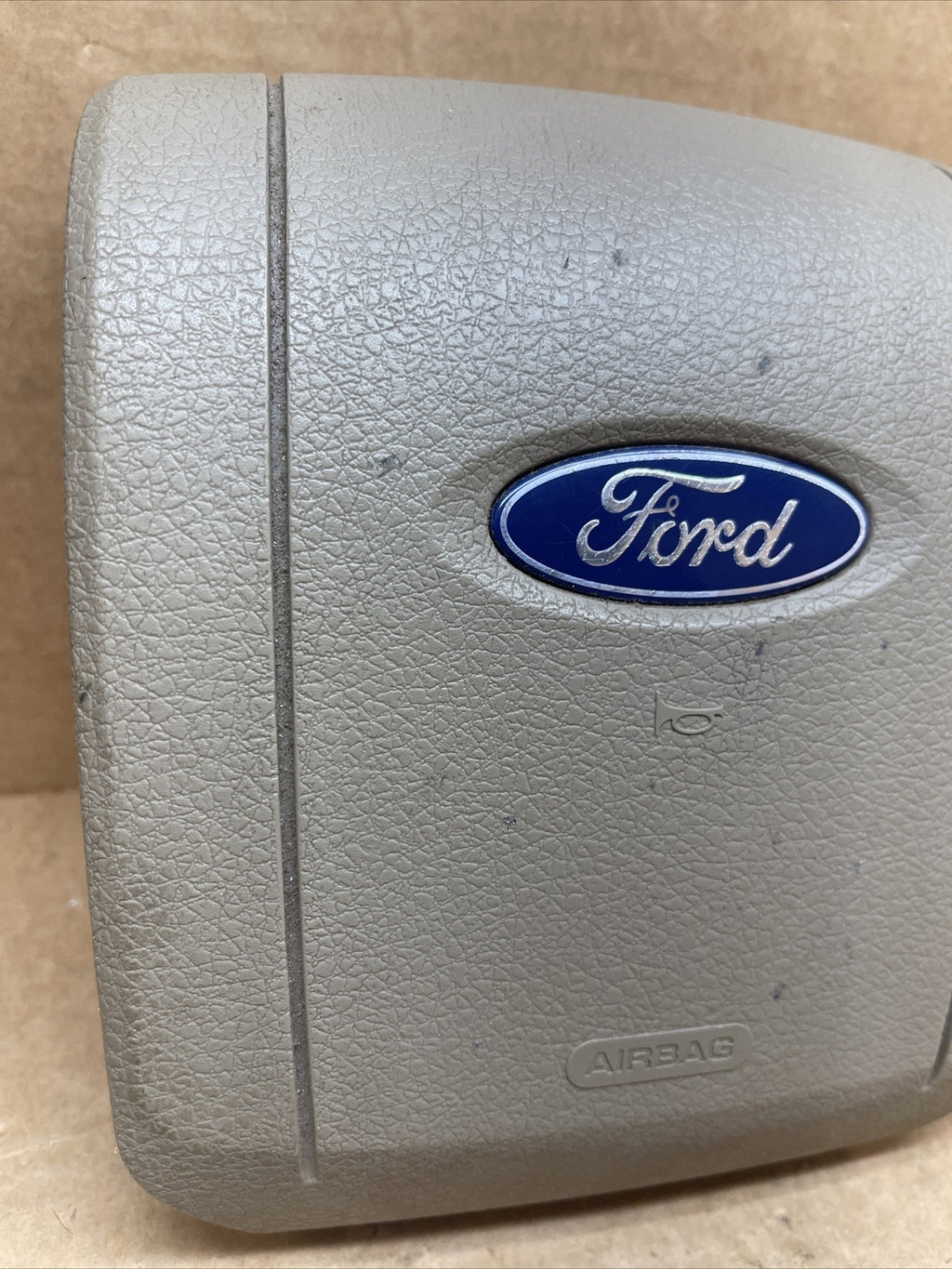 2004 2008 Ford F150 Front Left Driver Side Steering Wheel Air Bag Airbag Tan 1