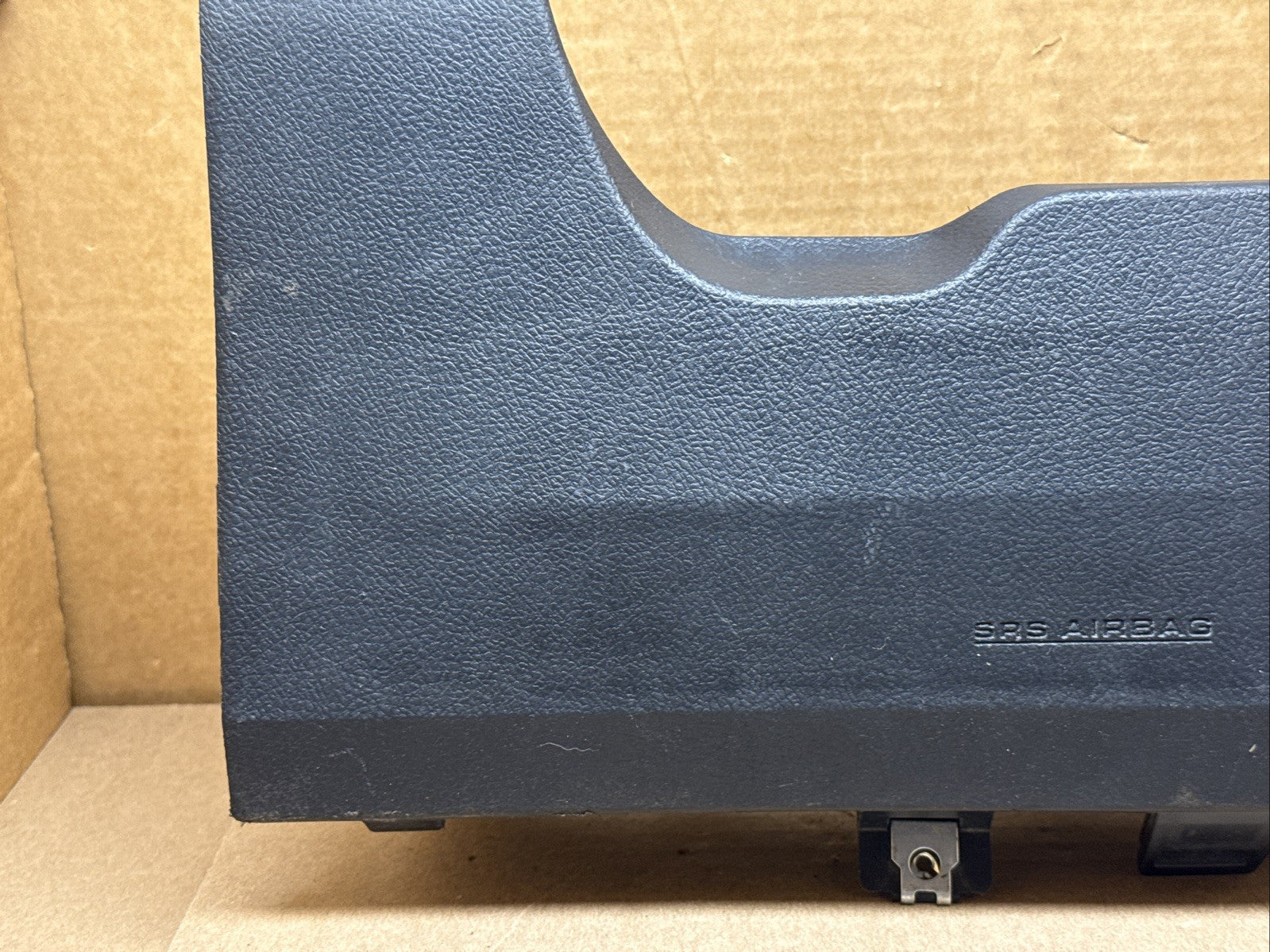 2014 2019 Toyota Yaris Front Left Side Driver Knee Lower Air Bag Airbag Black4