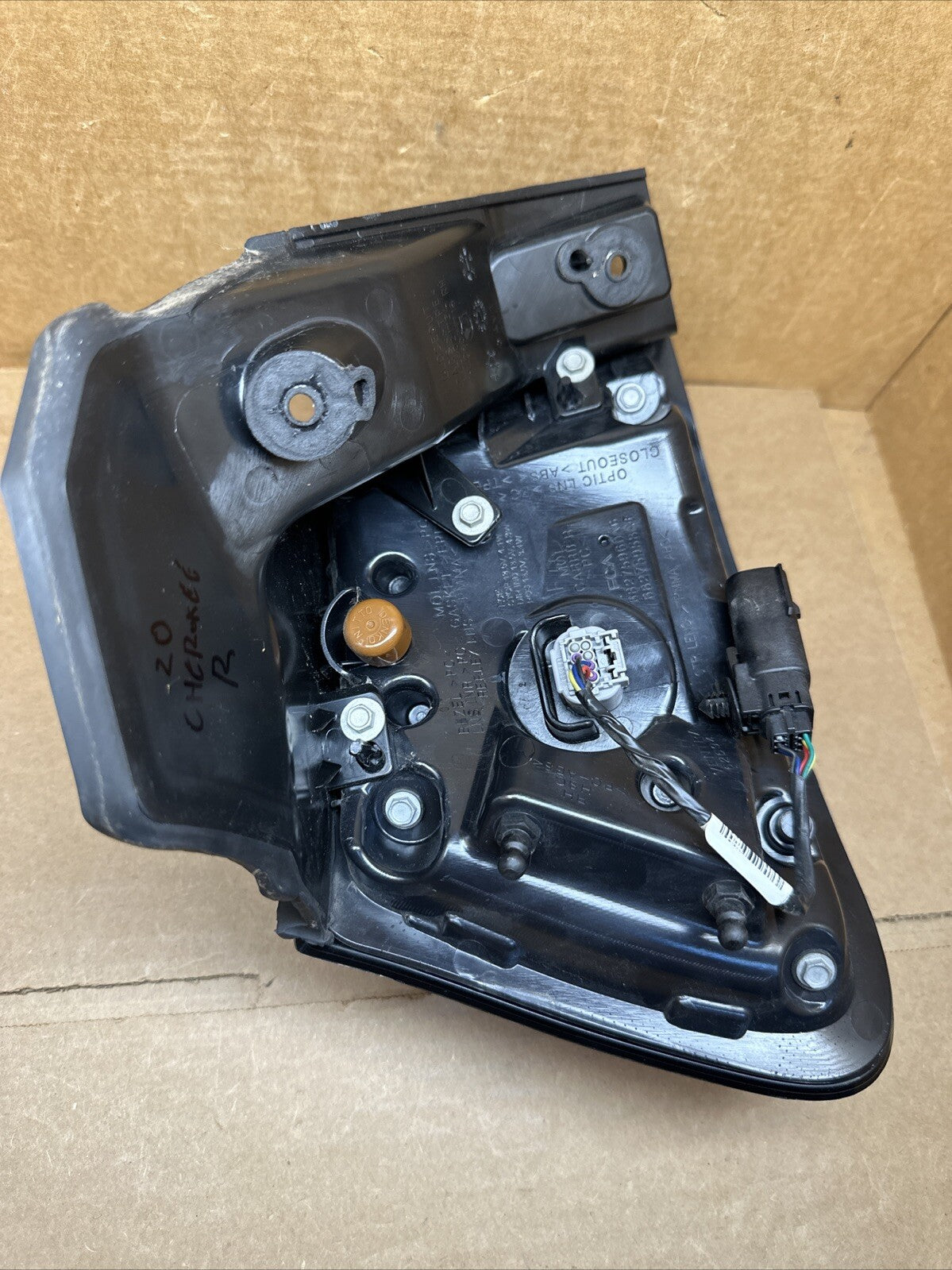 2019 2023 Cherokee Passenger Side Right Rear Taillight Tail Break Light Outer8