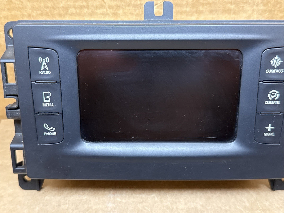 2017 Chrysler Pacifica Touchscreen Radio VP2 P68232022AF 68232022AF2