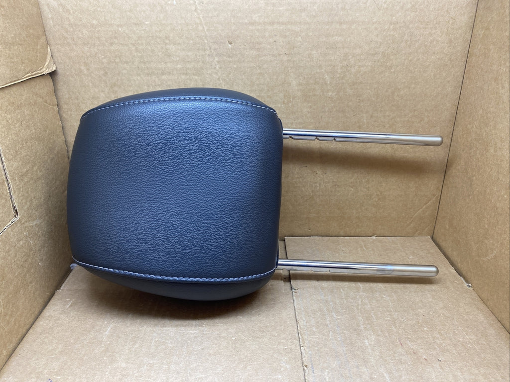 2017 2019 Ford Escape Front Head Rest Headrest Driver Passenger Black Leather8