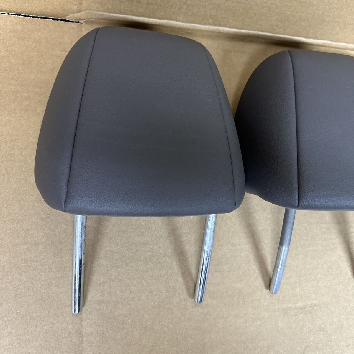 11 17 Honda Odyssey Rear Second 2nd Row Seat Head Rest Headrest Set Gray Grey CB3
