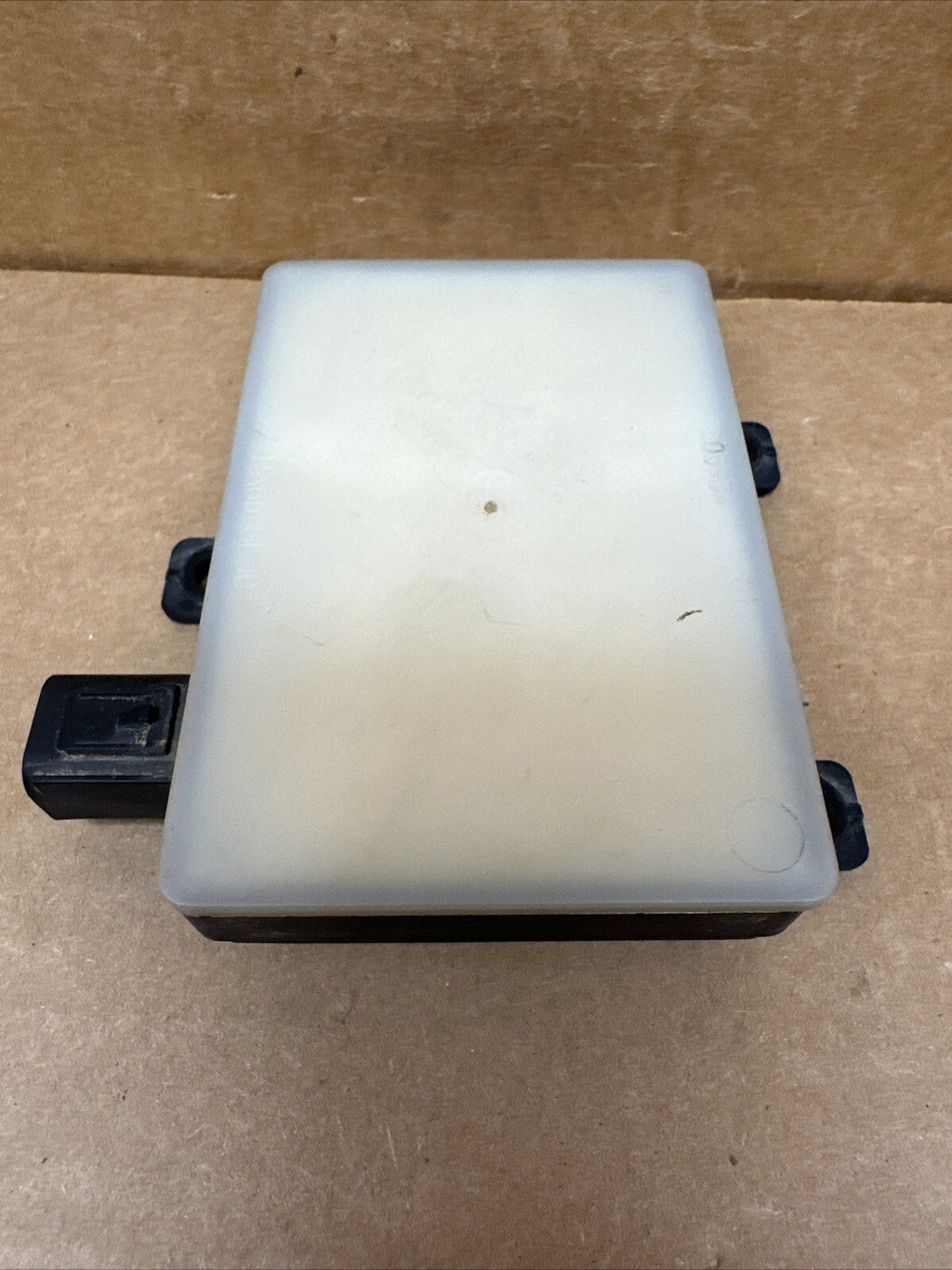 2016 2018 Kia Optima Rear Bumper Blind Spot Sensor Module D4958500006