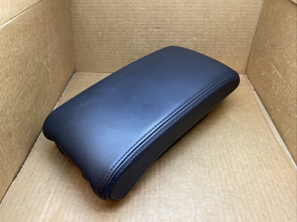 2008 2012 Chevrolet Malibu Center Console Lid Arm Rest Armrest Cover Black OEM2