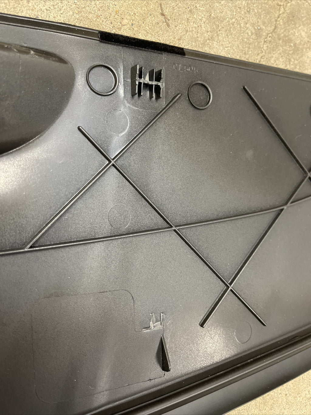 2007 2013 WINDSHIELD DEFROST PANEL COWL SILVERADO ESCALADE TAHOE SIERRA BLACK9