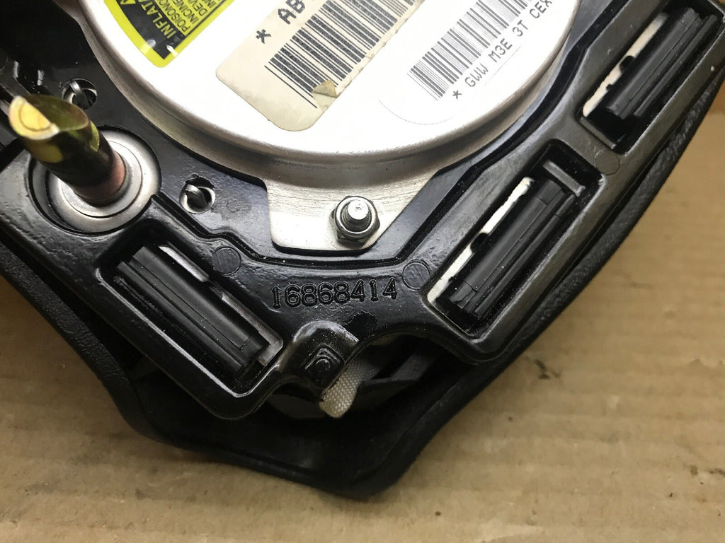 00 02 SUBURBAN SILVERADO TAHOE DRIVER STEERING WHEEL AIRBAG AIR BAG 168684145