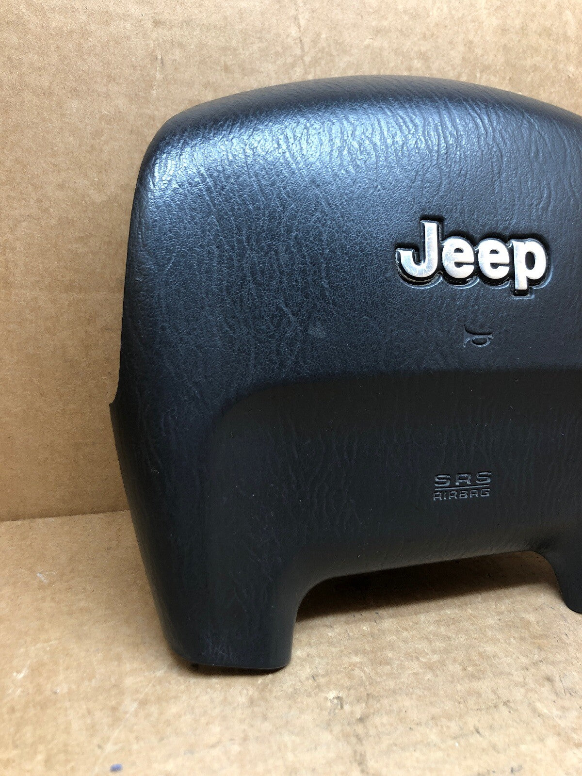 99 04 GRAND CHEROKEE FRONT LEFT DRIVER SIDE STEERING WHEEL AIRBAG AIR BAG BLACK1
