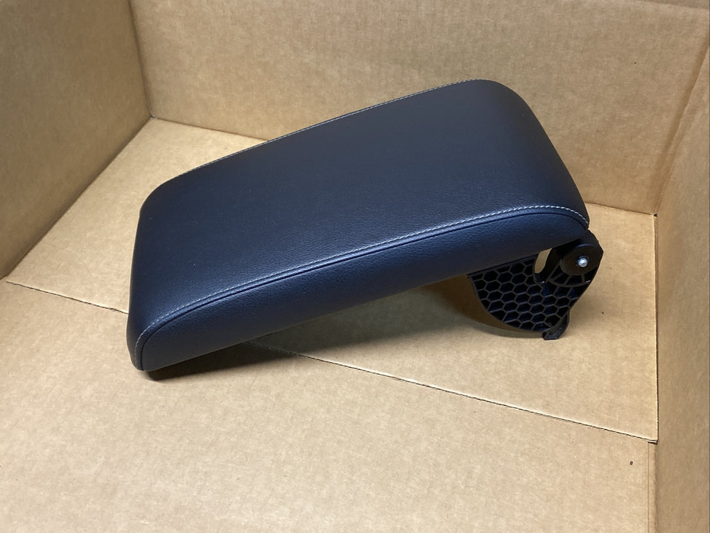 2012 2017 Toyota Camry Center Console Lid Cover Armrest Arm Rest Black1