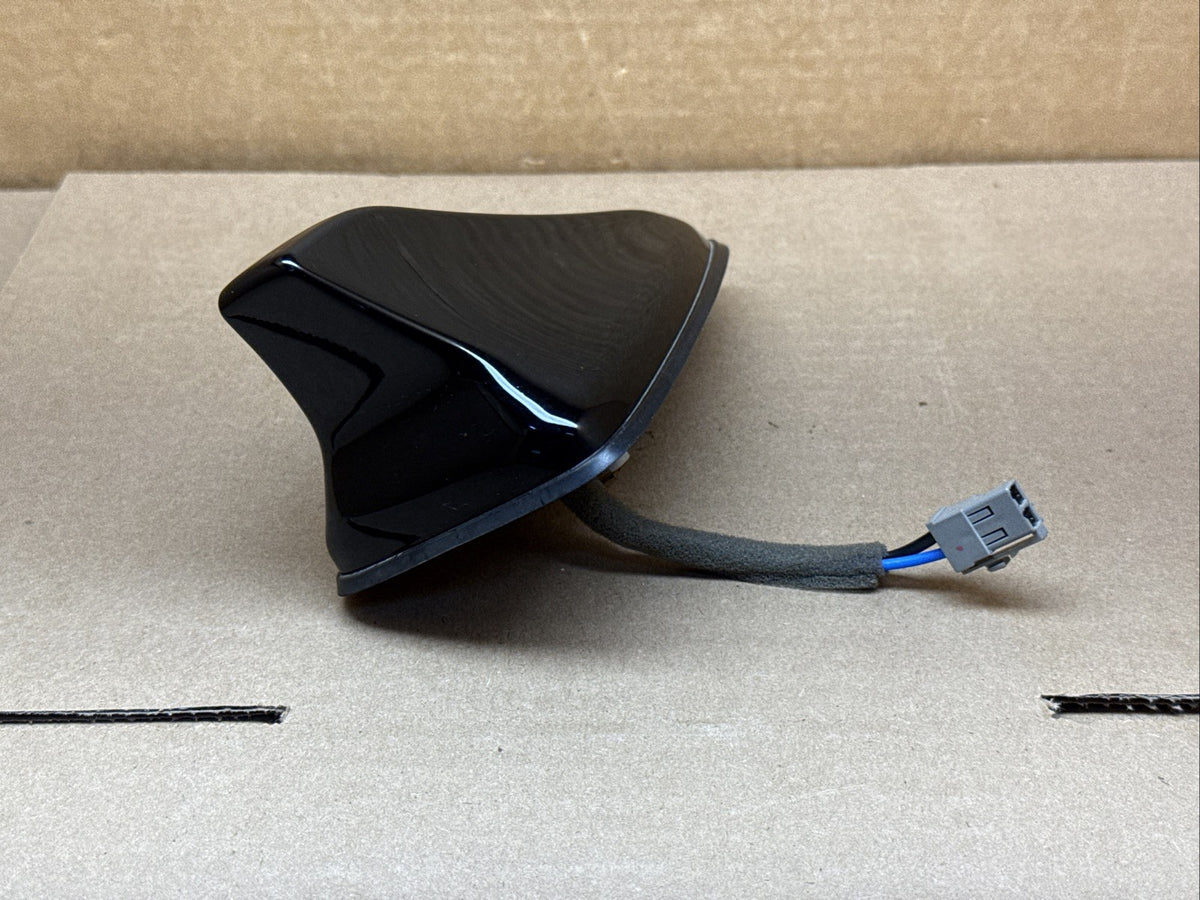2020 2022 Kia Soul Radio Roof Rear Antenna Assembly Black OEM 96210 K00005