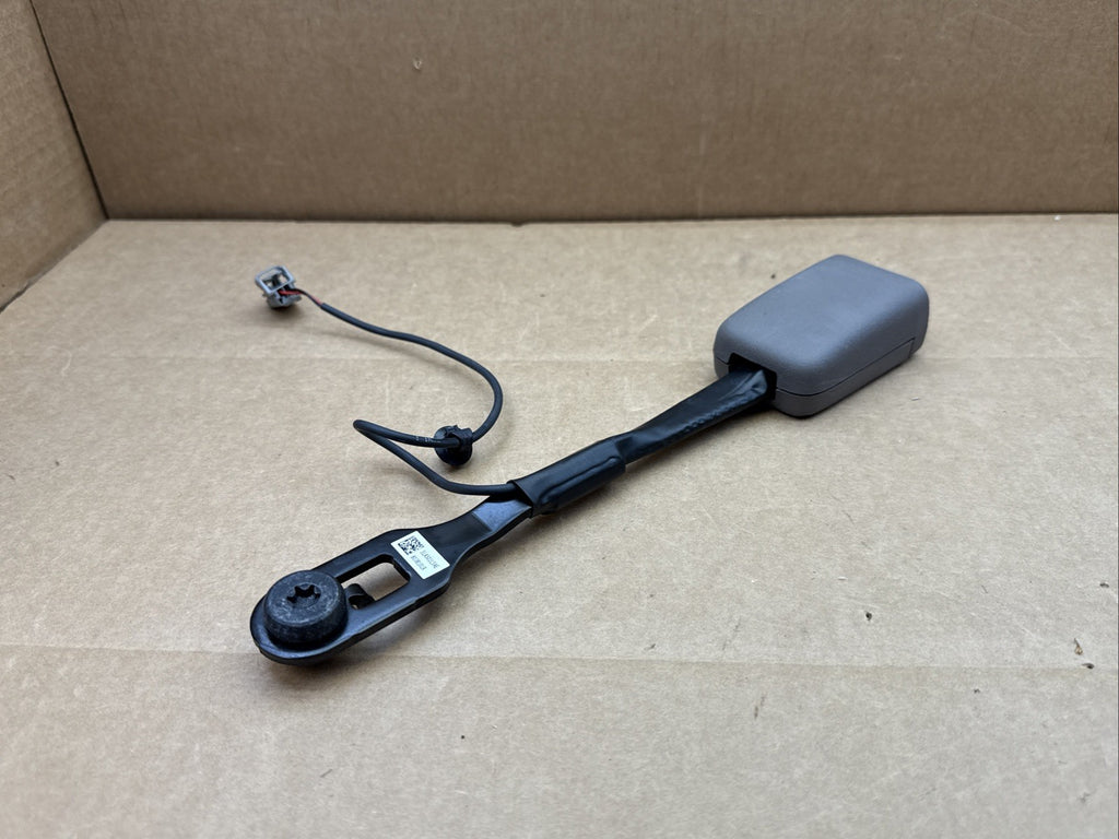 2017-2020 Chrysler Pacifica Front Left or Right Side Seat Belt Seatbelt Buckle5
