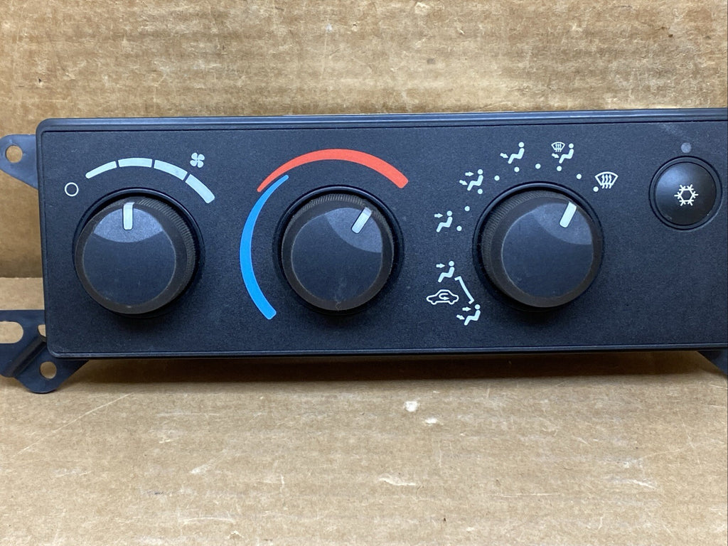 06 08 Dodge Ram Temp Temperature Climate Control Switches Dials 55057078AB2