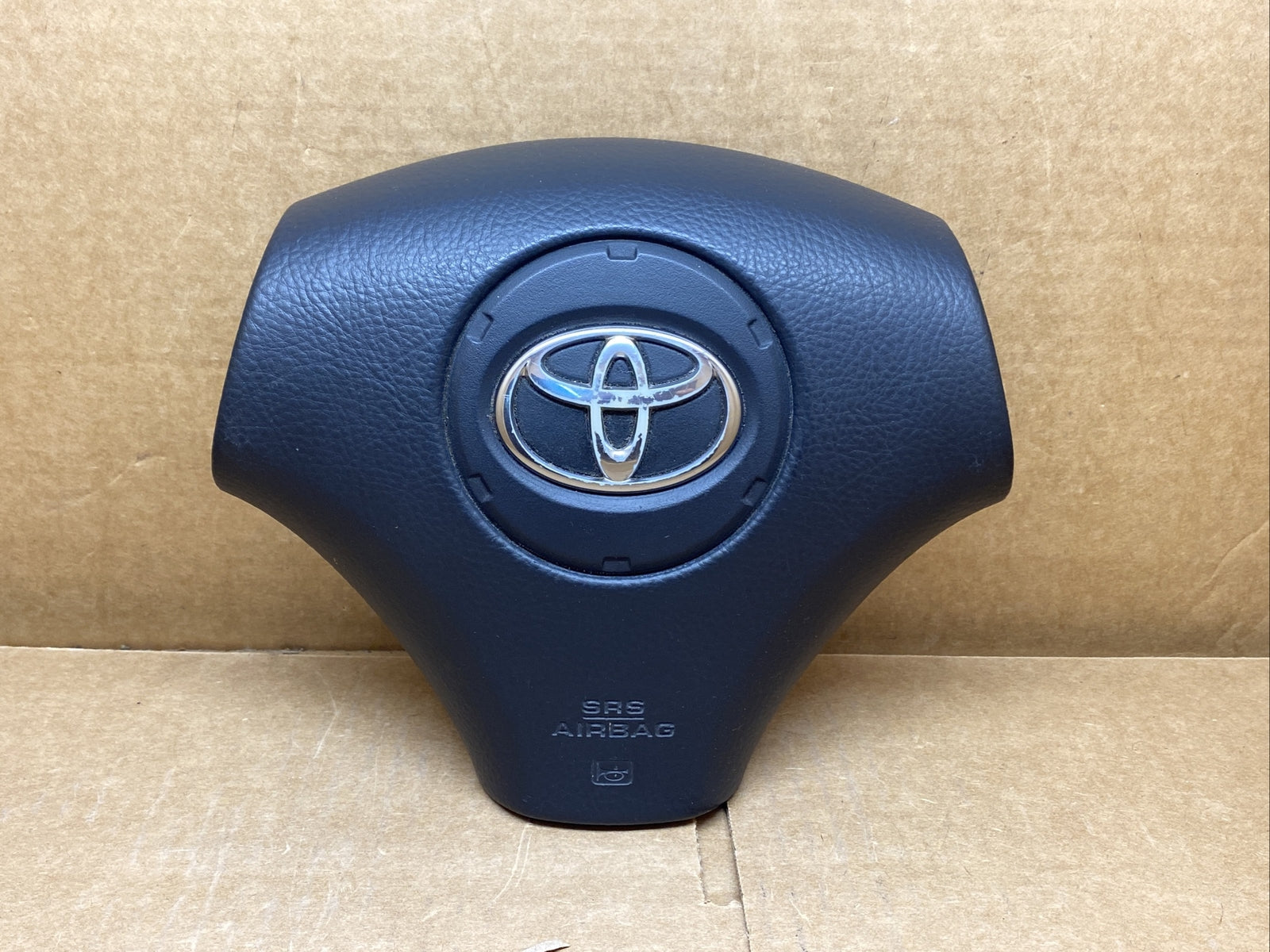 02 04 Toyota Camry SE Front Left Driver Side Steering Wheel Air Bag Airbag Black0