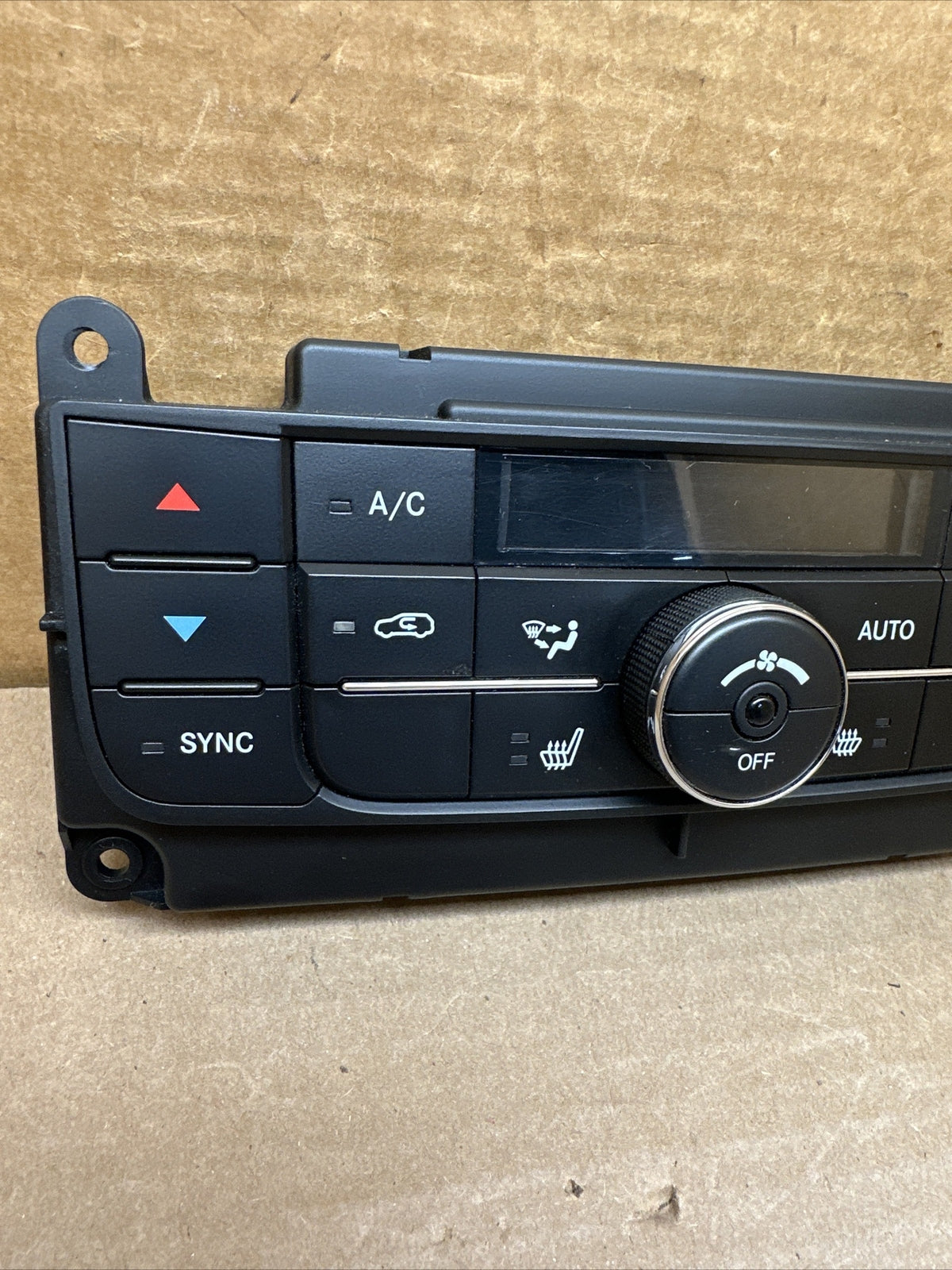 2011   2013 JEEP GRAND CHEROKEE Heat HVAC AC TEMP Control OEM 68111109AL1