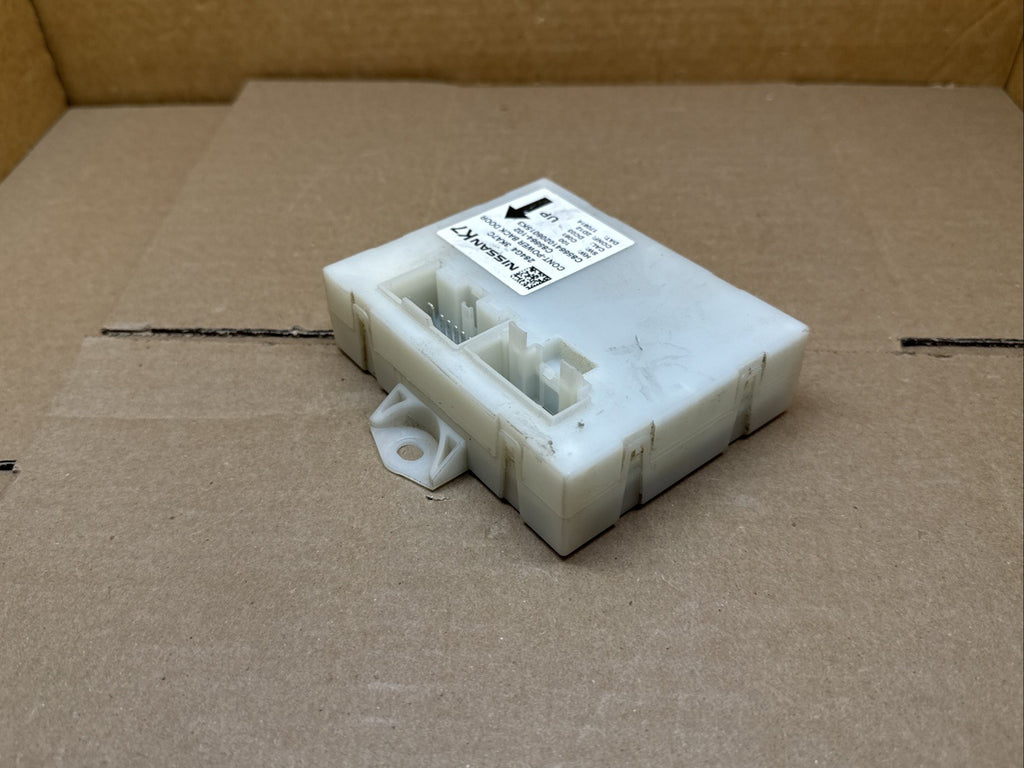 2016 2019 Nissan Pathfinder Power Lift Gate Liftgate Control Module 284G4 3KA7C5
