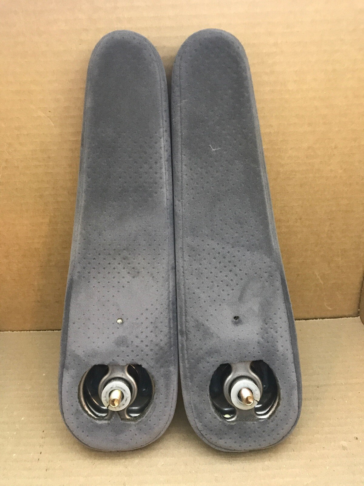 2005 2010 Honda Odyssey Front Driver Passenger Seat Armrest Set Pair Gray OEM BB3