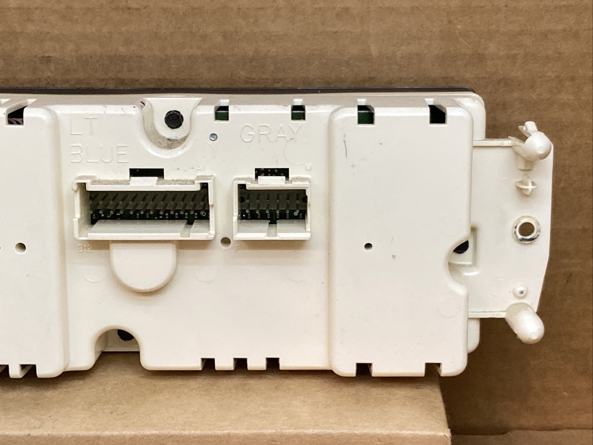 05 06 Tahoe Yukon Escalade Digital Climate Temp Temperature Control OEM 158558482